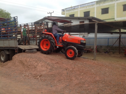 ปัญญาแทรคเตอร์มาแล้ว...จัดมาให้ครับ คูโบต้า L3408ใบมีด โรตาลี่ตราช้าง 160 เล่มทะเบียนพร้อม พร้อมส่งทั่วไทย