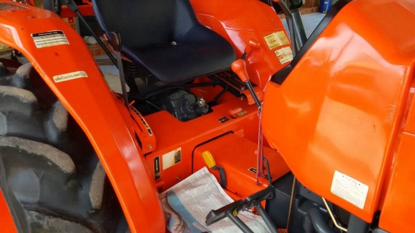 ปัญญาแทรคเตอร์มาแล้ว...จัดมาให้ครับ คูโบต้า L3408ใบมีด โรตาลี่ตราช้าง 160 เล่มทะเบียนพร้อม พร้อมส่งทั่วไทย