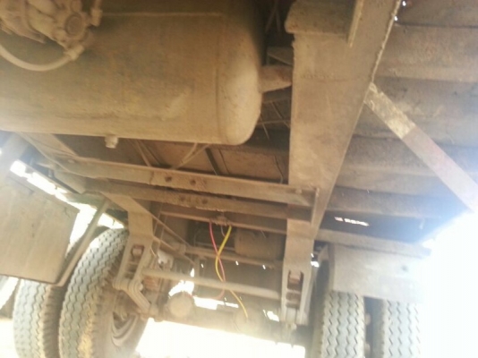 ขายหาง พนัส  2 เพลา.  ( ไม่ดั้ม )  ปี 47.  สนใจติดต่อ  081 - 6079515