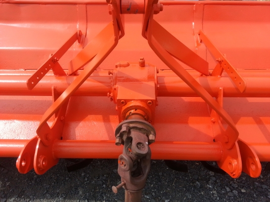 โรตารี่ปั่นดิน..หัวนอกทนทาน แข็งแรง 1.80 เมตร ใบใหม่ยกชุด..พร้อมใช้งาน