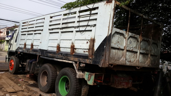 ขาย10ล้อฮีโน่สิงไฮเทค Fm3H 1เพลา เครื่อง ho7d 195แรงม้า เบรคจิฟฟีา พวงมาลัยพาวเวอร์ เครื่องดีคัสซีสวย ขาดกระบอกและปั๊มดั๊ม