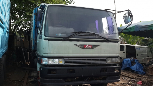 ขาย10ล้อฮีโน่สิงไฮเทค Fm3H 1เพลา เครื่อง ho7d 195แรงม้า เบรคจิฟฟีา พวงมาลัยพาวเวอร์ เครื่องดีคัสซีสวย ขาดกระบอกและปั๊มดั๊ม