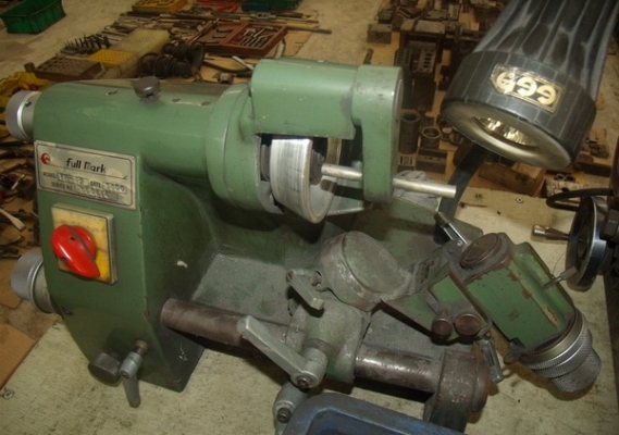 ขายเครื่อง SUPER DRILL WIRE CUT EDM สภาพดีมาก ของอุปกรณ์ครบ พร้อมใช้งานครับ ขายเครื่อง SUPER DRILL WIRE CUT EDM สภาพดีมาก ของอุปกรณ์ครบ พร้อมใช้งานครับ