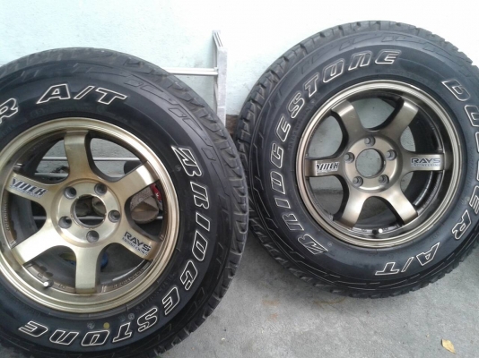 ขายล้อพร้อมยาง 225/75/15ปี12