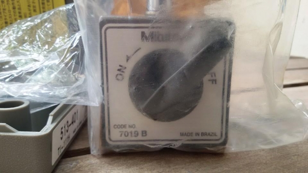 Magnetic stand Mitutoyo ( ชาติ ลำพูน ) Magnetic stand Mitutoyo ( ชาติ ลำพูน )