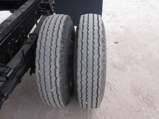 ขาย   โตโยต้า  ดั๊ม (บิ๊กไดน่า)   3  ใบปัด    330,000  ทะเบียน  ชื่อผู้ขายเอง