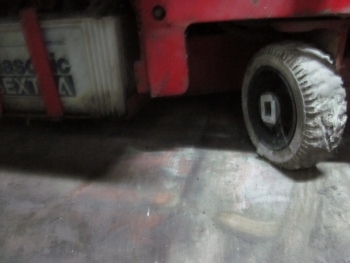 เครื่องมือดูดกระจก / robot ดูดกระจก KOMATSU มือสองญี่ปุ่น เหมาะใช้กับงานติดตั้งกระจก เครื่องมือดูดกระจก / robot ดูดกระจก KOMATSU มือสองญี่ปุ่น เหมาะใช้กับงานติดตั้งกระจก