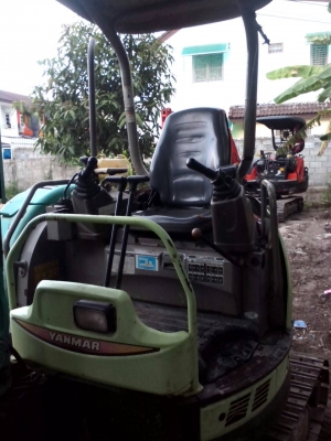 yanmar รุ่น 5 เครื่อง 26 แรง contour cat ราคา 250000 สวยๆ ถูกๆ ต่อลองได้