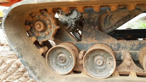 ขาย รถเกี่ยวข้าว แบบ รองกระสอบ DC 60 พร้อมใช้งาน ราคาเบาๆ ครับ ขาย รถเกี่ยวข้าว แบบ รองกระสอบ DC 60 พร้อมใช้งาน ราคาเบาๆ ครับ