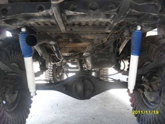 ขายด่วน ออฟโรด LN65 1KZ แรง ๆ 4 WD ขายด่วน ออฟโรด LN65 1KZ แรง ๆ 4 WD