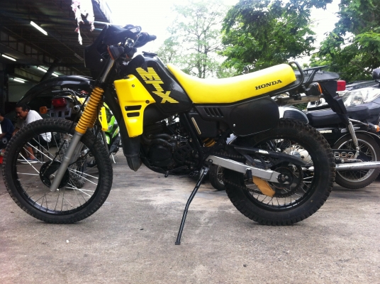 ขายมอเตอร์ไซค์วิบากHonda MTX รุ่นเก่า แต่ทำใหม่ทั้งคันครับ