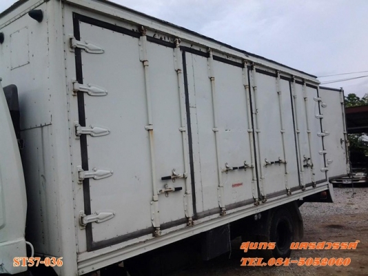 ขายด่วน รถบรรทุก 6 ล้อ HINO  117 แรง  รถห้างแท้ ตู้แห้งช่วงยาว 5.5M 10 บานไม่มีเสากลาง รถสภาพสวย พร้อมใช้ ราคาสุดคุ้ม