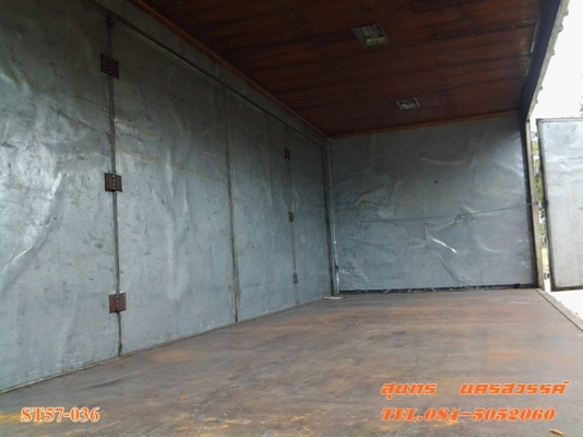 ขายด่วน รถบรรทุก 6 ล้อ HINO  117 แรง  รถห้างแท้ ตู้แห้งช่วงยาว 5.5M 10 บานไม่มีเสากลาง รถสภาพสวย พร้อมใช้ ราคาสุดคุ้ม