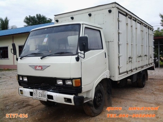 ขายด่วน รถบรรทุก 6 ล้อ HINO  117 แรง  รถห้างแท้ ตู้แห้งช่วงยาว 5.5M 10 บานไม่มีเสากลาง รถสภาพสวย พร้อมใช้ ราคาสุดคุ้ม