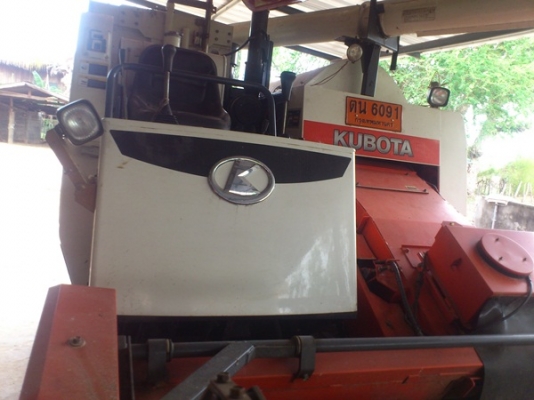 ขายรถเกี่ยวข้าวDC68