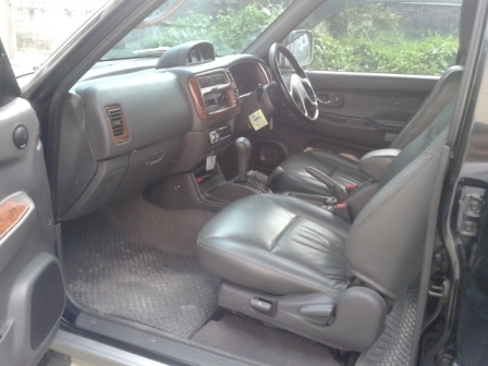 ขาย มิตซู จีวากอน ปี 2003 รถบ้าน 100\% เจ้าของขายเองครับ