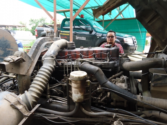 ขายด่วนรถสิบล้อร็อคกี้เล็กวางเครือง240แรงม้าโบอินเตอ ขายด่วนรถสิบล้อร็อคกี้เล็กวางเครือง240แรงม้าโบอินเตอ