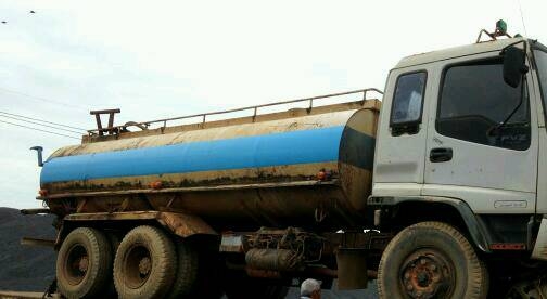 ขายครับ รถบรรทุกน้ำ DECA195 สภาพพร้อมใช้งานครับ ขายครับ รถบรรทุกน้ำ DECA195 สภาพพร้อมใช้งานครับ