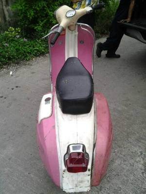 ขาย สปิ้น หัวเหลี่ยม ราคา 32000 บาท เครื่องผ่าใหม่ครับ รถสวยครับ สนใจติดต่อ 0826336557 โป้ง รับเทรินทุกรุ่นครับ