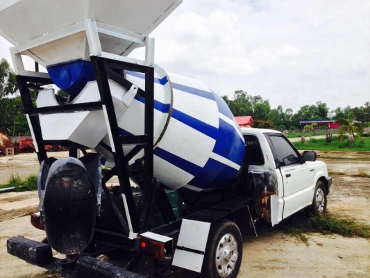 รถโม่ปูน 1.5 คิว