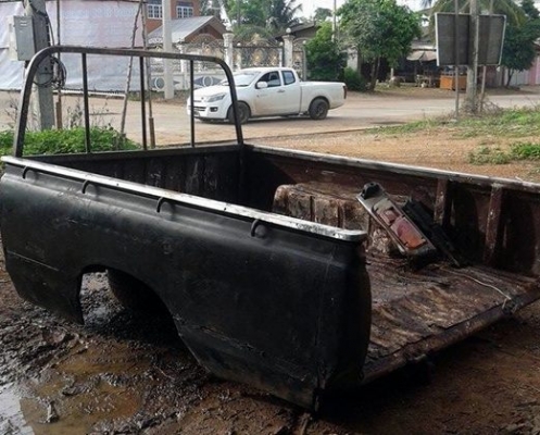 ขายกระบะดัทสันช้างเหยียบ 4 ขอไฟนอนครับ ขายกระบะดัทสันช้างเหยียบ 4 ขอไฟนอนครับ