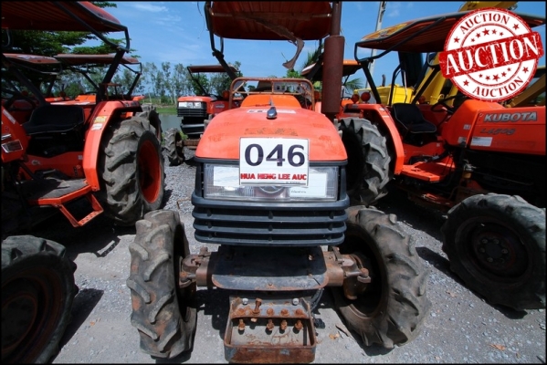 AUC 4 Code 046  แทรกเตอร์  KUBOTA L4508  ราคา เริ่มต้นการประมูล 160,000 บาท
