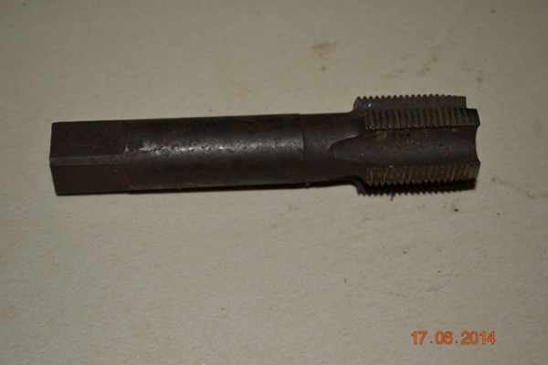 ดอกต๊าปส์เกลียวโต 32 มม.