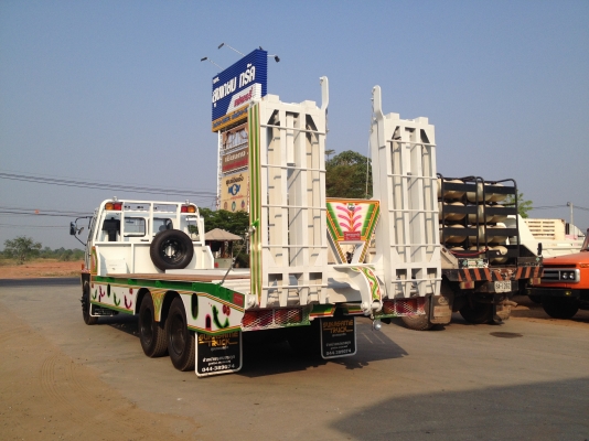 สั่งได้ครับไม่แพง รถบรรทุกรถเกี่ยว มีทั้ง ROCKY และ สิงห์ไฮเทค ยาว 6 เมตร ถึง 7.30 เมตร สวยๆพร้อมทะเบียนครับ สั่งได้ครับไม่แพง รถบรรทุกรถเกี่ยว มีทั้ง ROCKY และ สิงห์ไฮเทค ยาว 6 เมตร ถึง 7.30 เมตร สวยๆพร้อมทะเบียนครับ