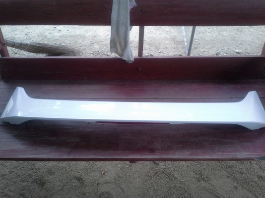 ขายวิทยุเดิม 1 แผ่น usb สปอยเลอร์หลัง modulo สีขาวสภาพใหม่ อุปกรณ์สำหรับถอดพุก