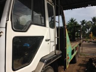 ขายสิบล้อเทเลอร์ เพลาเดียว มิตซู พร้อมใช้ ติดต่อ 0847169085