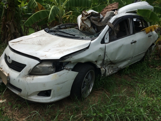 ขายพร้อมเล่มทะเบียน TOYOTA  ALTIS 1.6 G 2009 สีขาว