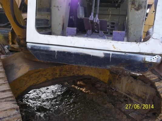 ขายเเบคโค  60