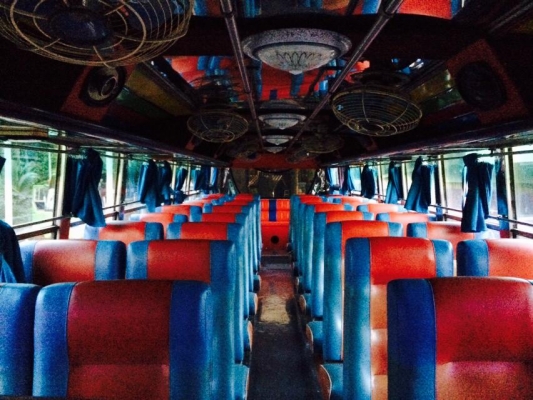 ขายรถบัส BENZ สีน้ำเงิน พัดลม 12 เมตรสนใจติดต่อสอบถาม 081-9785598 / 080-8784221