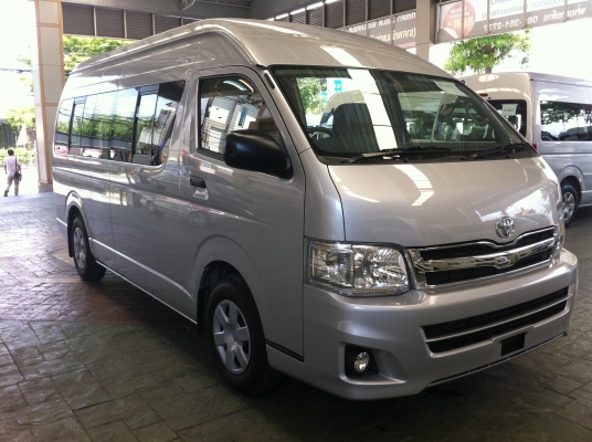 รถตู้ TOYOTA COMMUTER แต่งวีไอพีเต็มราคาพิเศษ ด่วน รถตู้ TOYOTA COMMUTER แต่งวีไอพีเต็มราคาพิเศษ ด่วน