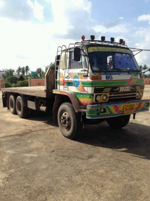 สิบล้อ เจโบ๊ คัทซีใหญ่