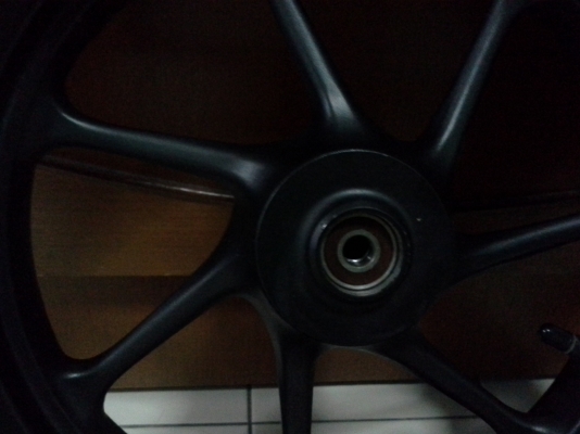 ขายล้อหน้าหลังพร้อมยาง zoommer x 3800 บาท