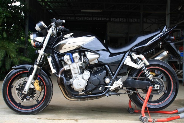 ขาย CB1300 ปี 2005 หัวฉีด กุญแจชิพ สรรพสามิตแท้ 139000 ถูกเวอร์