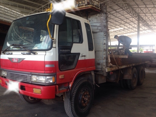 HINO F 17 - 168 HP EH700 สิบล้อ 2 เพลา พื้นเรียบด้านท้ายมีระบบลากพ่วงครบชุดพร้อมใช้งาน หัวเก๋งสิงฆ์ไฮเทคสภาพสวยภายในครบ ลงเล่มครบพร้อม พวงมาลัยเพาเวอร์ ระบบเบรคทริ๊ปฟี้ ช่วงล่างคัชซีไม่มีบวม ยางสภาพดี 70\% พร้อมใช้งาน เอกสารเล่มทะเบียนครบพร้อมโอน ราคาต่อรอ
