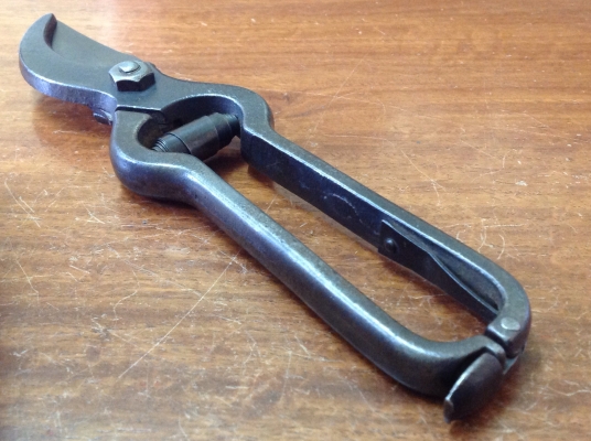 ขายกรรไกรตัดกิ่ง VINTAGE PEXTO