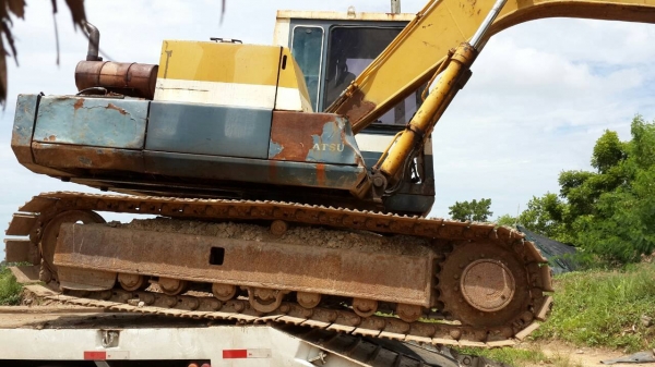 KOMATSU PC 120 -3   โซ่สวยใช้ได้ เอวแน่น เครื่องแห้ง ปั้มไม่โหลด