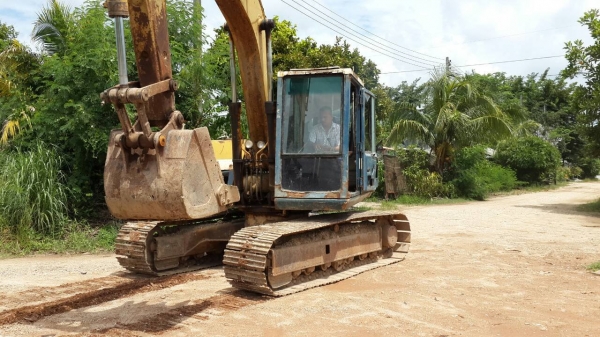 KOMATSU PC 120 -3   โซ่สวยใช้ได้ เอวแน่น เครื่องแห้ง ปั้มไม่โหลด