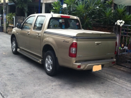 ขายฝาครอบกระบะ ยี่ฮ้อ topup อีซูซุดีแม็ค 4 ประตู สีทอง  ราคา 8000 บาท