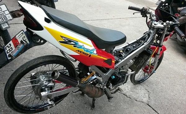 Dash แว๊นซ์ๆ