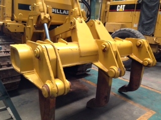 รถดันดิน Caterpillar D6D S/N: 75W02780 นำเข้าเองจากสเปน สนใจโทร. 080-6565422