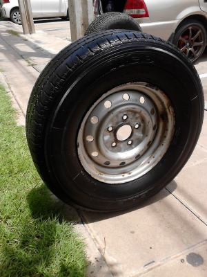 205R14C กะทะล้อพร้อมยาง  MICHELIN XCD มี 1 ล้อ Tel 081-427-3941