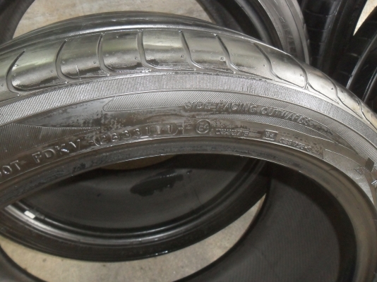 ยาง YOKOHAMA 295/35R21 ปี11 สวยๆ 4 เส้น ราคา 8500 บาท ติต่อ น้าจิตร์ 081 697-8828