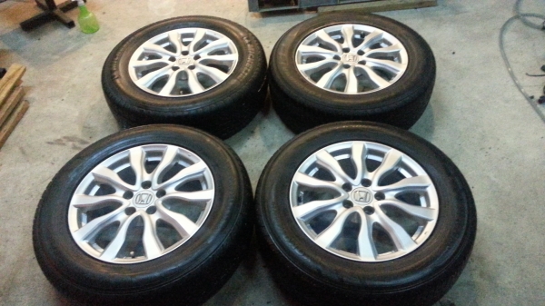 ล้อแม็ค Honda CRV พร้อมยาง 225 65R17 ปี12