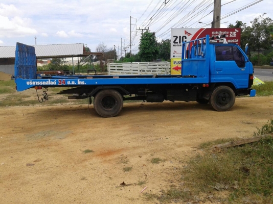 ลดราคาเหลือ 370000 6ล้้อรถสไลค์ toyota dyna เครื่องดี แอร์เย็น คัทซีสวย เอกสารครบพร้อมโอน ราคาคุยได้ 0872976734