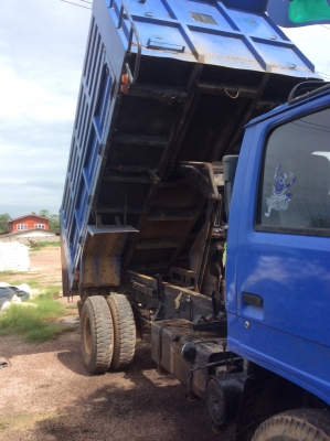 ขายISUZU NPR 115แรงแท้ (ดั๊ม)เกียรสั้น มี SLOW กลาง คานท้าย F ยางดี ครัทซีสวย ขาย 450,000 บาท