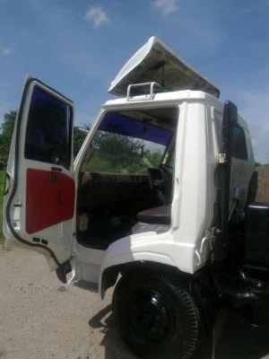 ขายรถ 6ล้อดั๊ม HINO KM777 ปี35-36 แท้ เครื่อง 117 แรง ราคา 460,000 บาท